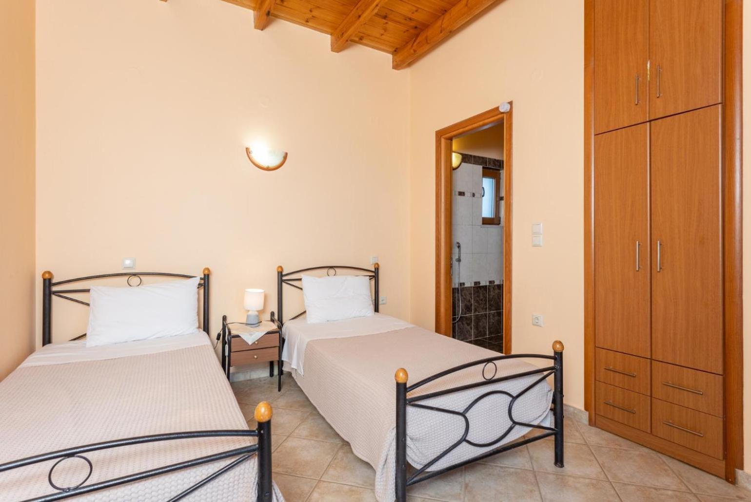 Villa Yeraki Dhrapanítika Extérieur photo